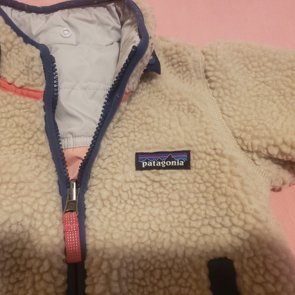 Patagonia Beige Fleece Jacket with Navy and Coral Accents